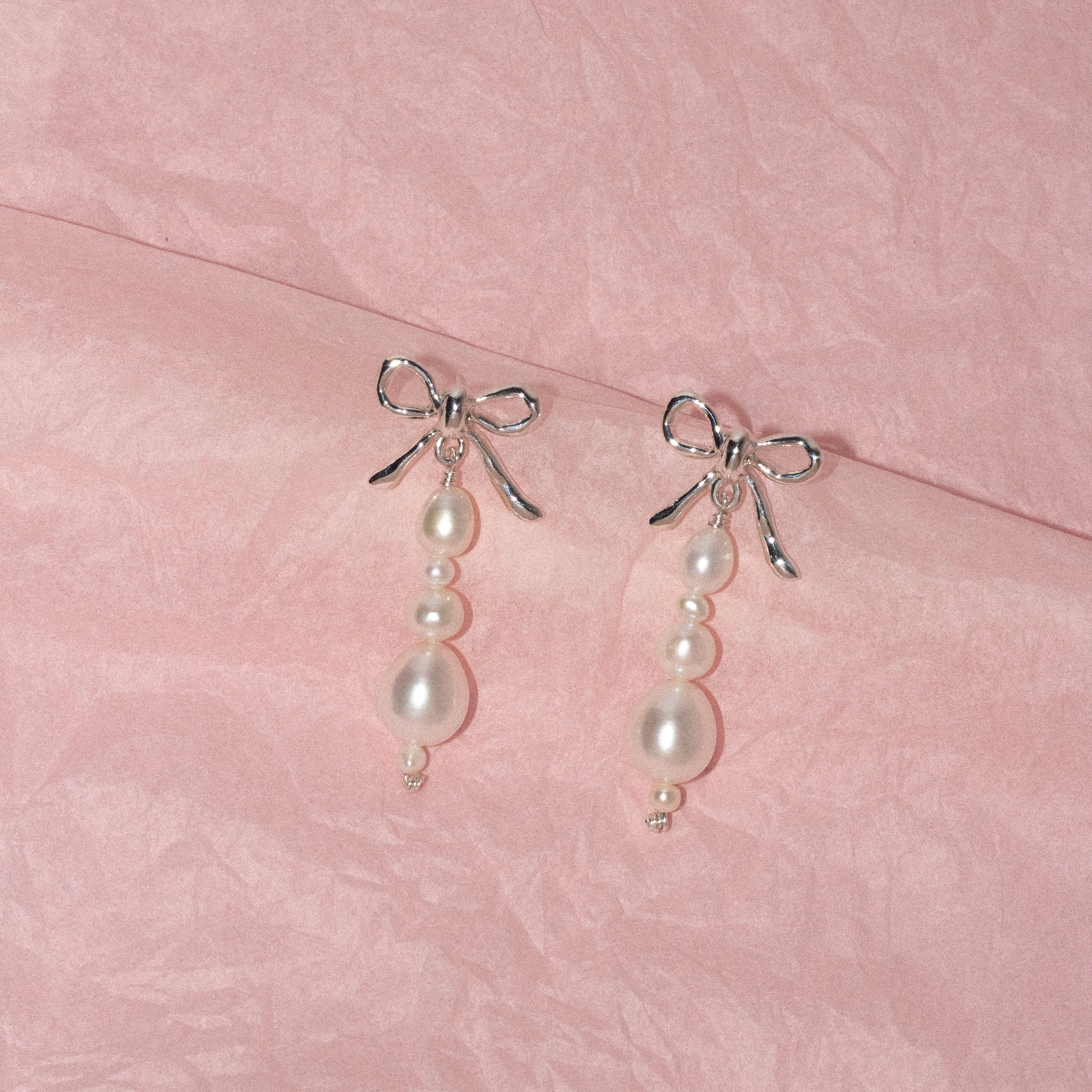 The Festoon Pearl Earrings